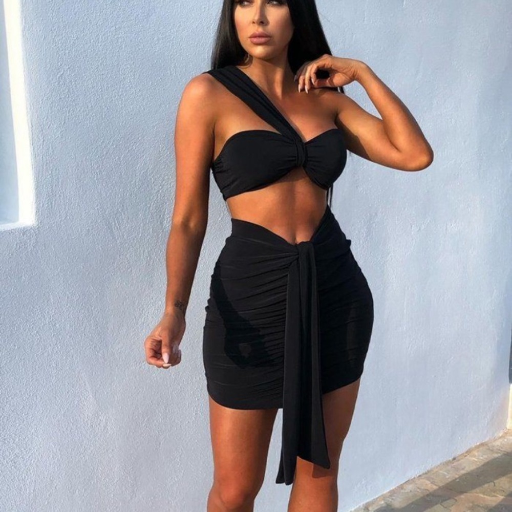 Two piece set